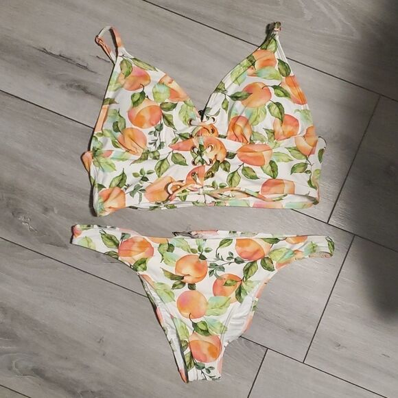 BCBG Generation Women's Peachy Lace Up Top & Ruched Bikini Bottom Size Large - Picture 9 of 16